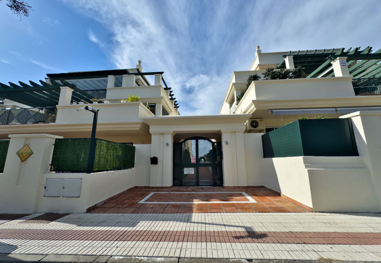 Apartamento en Marbella - Lor 8BG. Moderno Apartamento Cerca de Puerto Banús.