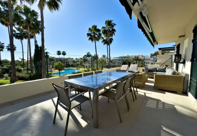 Apartamento en Marbella - Apartamento Sur cerca de Puerto Banús