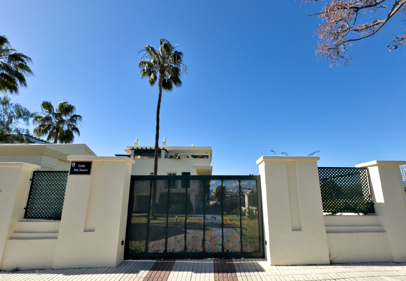 Apartamento en Marbella - Lor 3BD. Excelente Apartamento en Planta Baja.