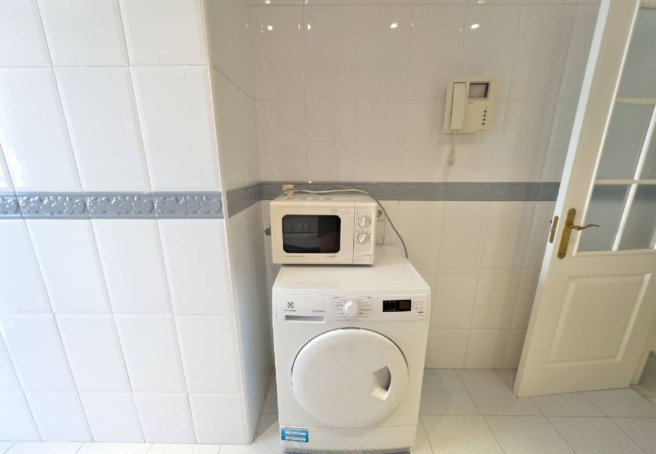 Apartamento en Marbella - Lor 52A.  Amplio Apartamento Cerca de la Playa.