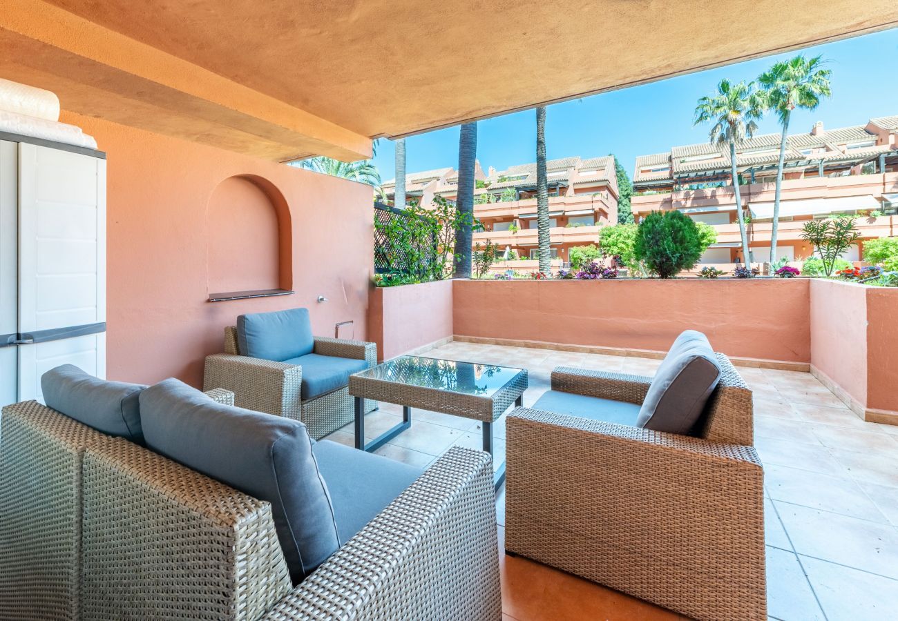Apartamento en Marbella - Moderno apartamento vacacional en planta baja – Embrujo Playa, Puerto Banús