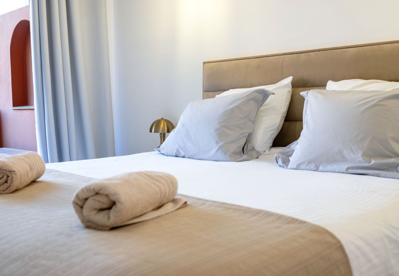 Apartamento en Marbella - Moderno apartamento vacacional en planta baja – Embrujo Playa, Puerto Banús