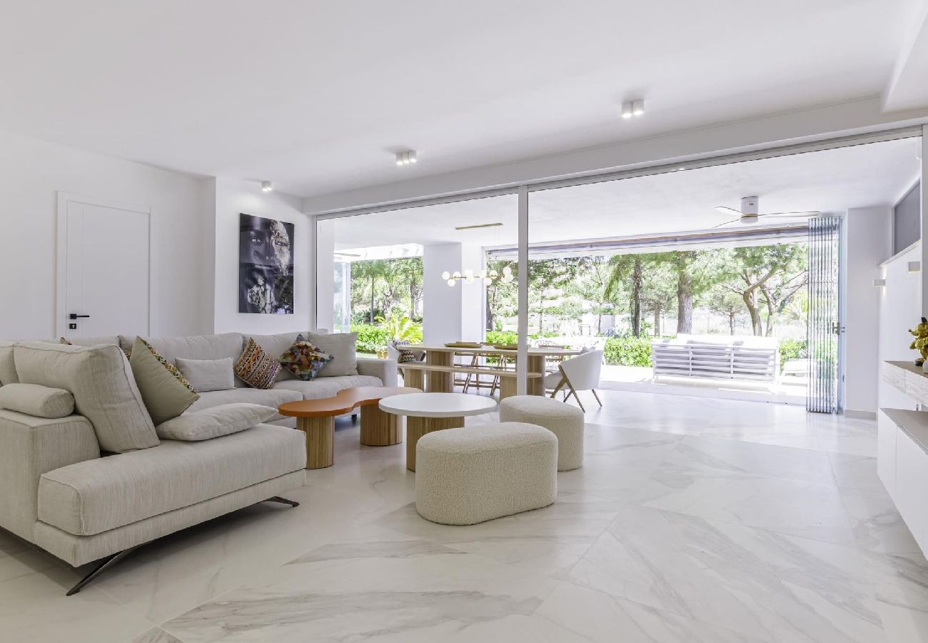 Casa adosada en Marbella - SC8. Exclusiva Adosada de Lujo en Alquiler Vacacional 