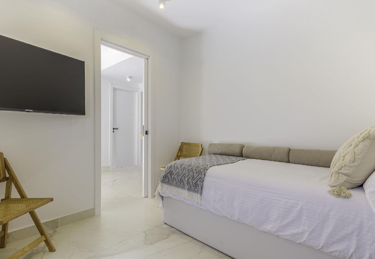 Casa adosada en Marbella - SC8. Exclusiva Adosada de Lujo en Alquiler Vacacional 