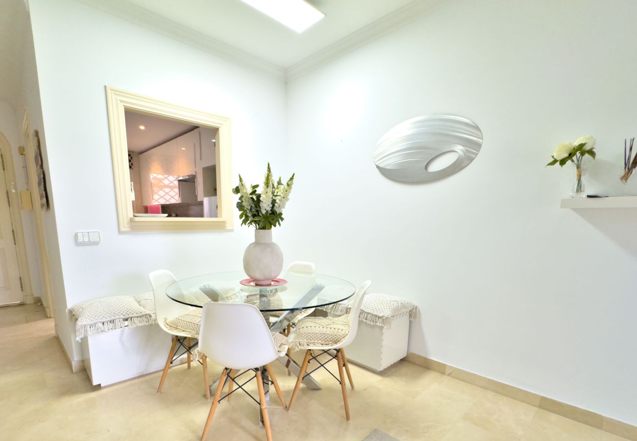 Apartamento en Marbella - Escapada de Ensueño en Aloha Garden, Marbella