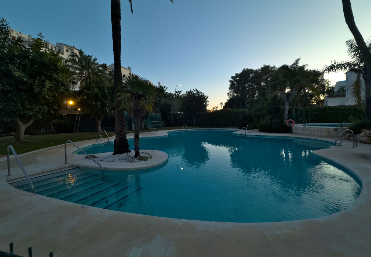 Apartamento en Marbella - Exclusivo Apartamento en Jardines del Puerto, Puerto Banús.