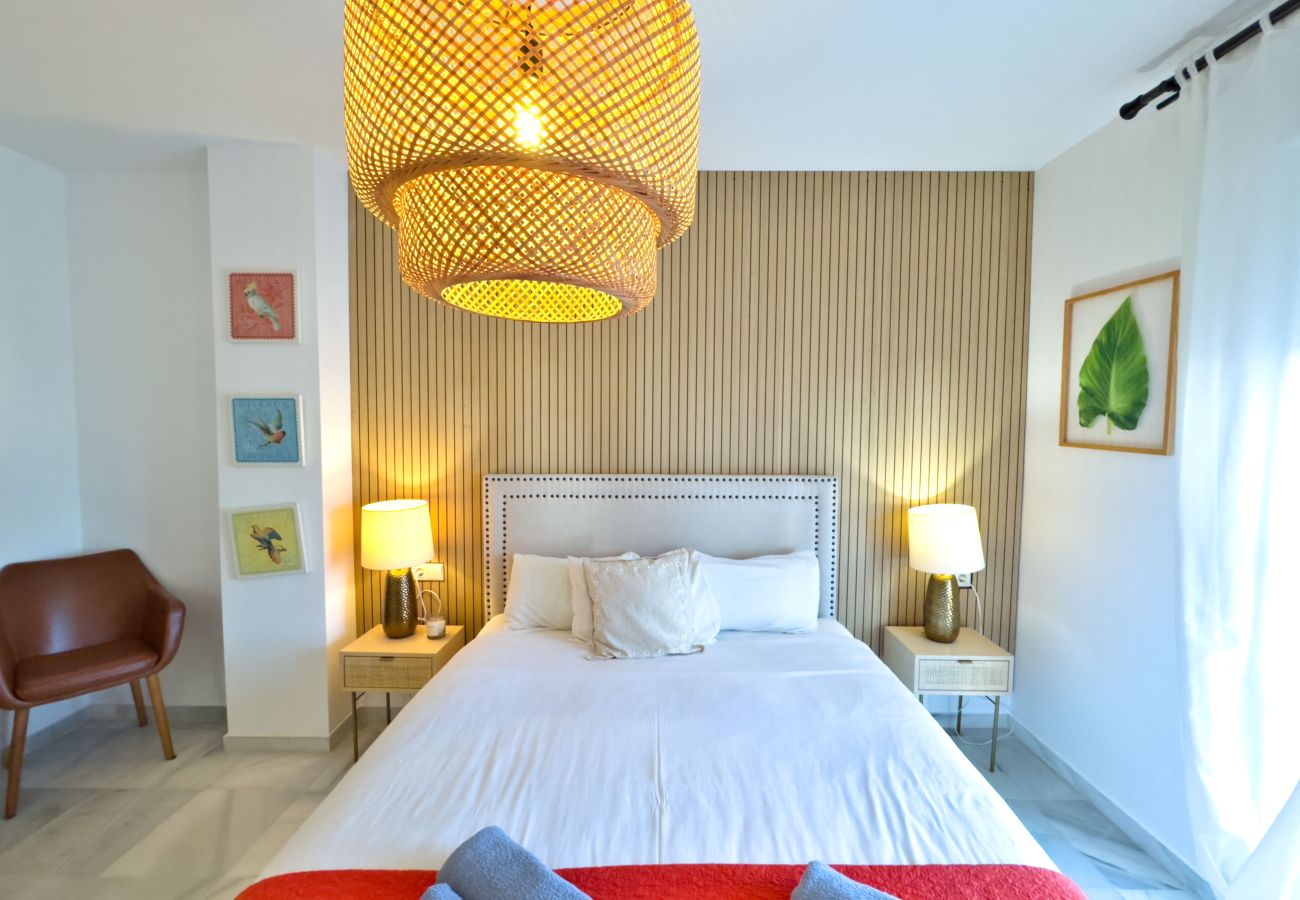 Apartamento en Marbella - Lor 82F. Moderno Apartamento Vacacional en Banús.