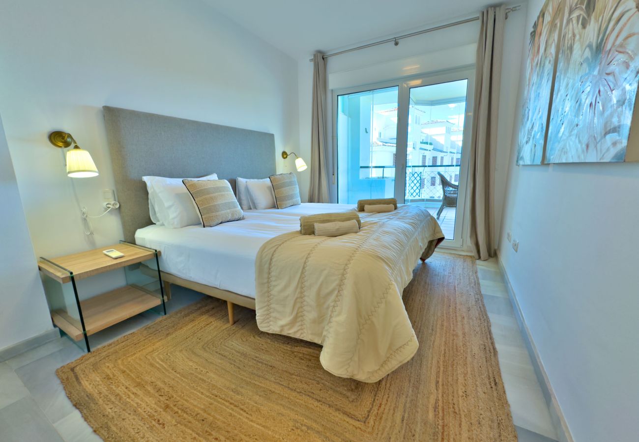 Apartamento en Mijas Costa - Apartamento en 1ª Línea de Playa con Piscinas