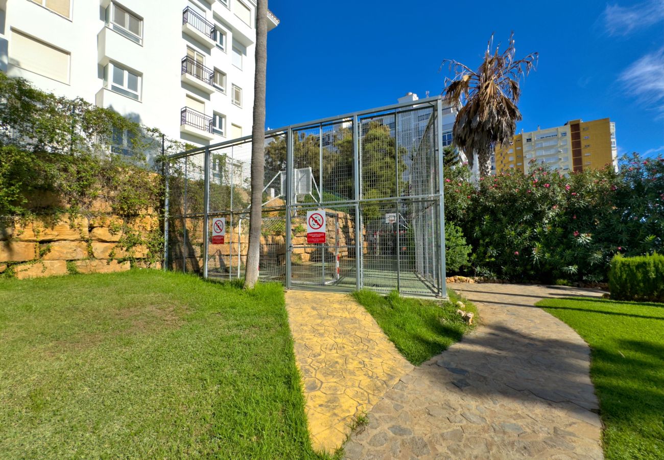 Apartamento en Mijas Costa - Apartamento en 1ª Línea de Playa con Piscinas