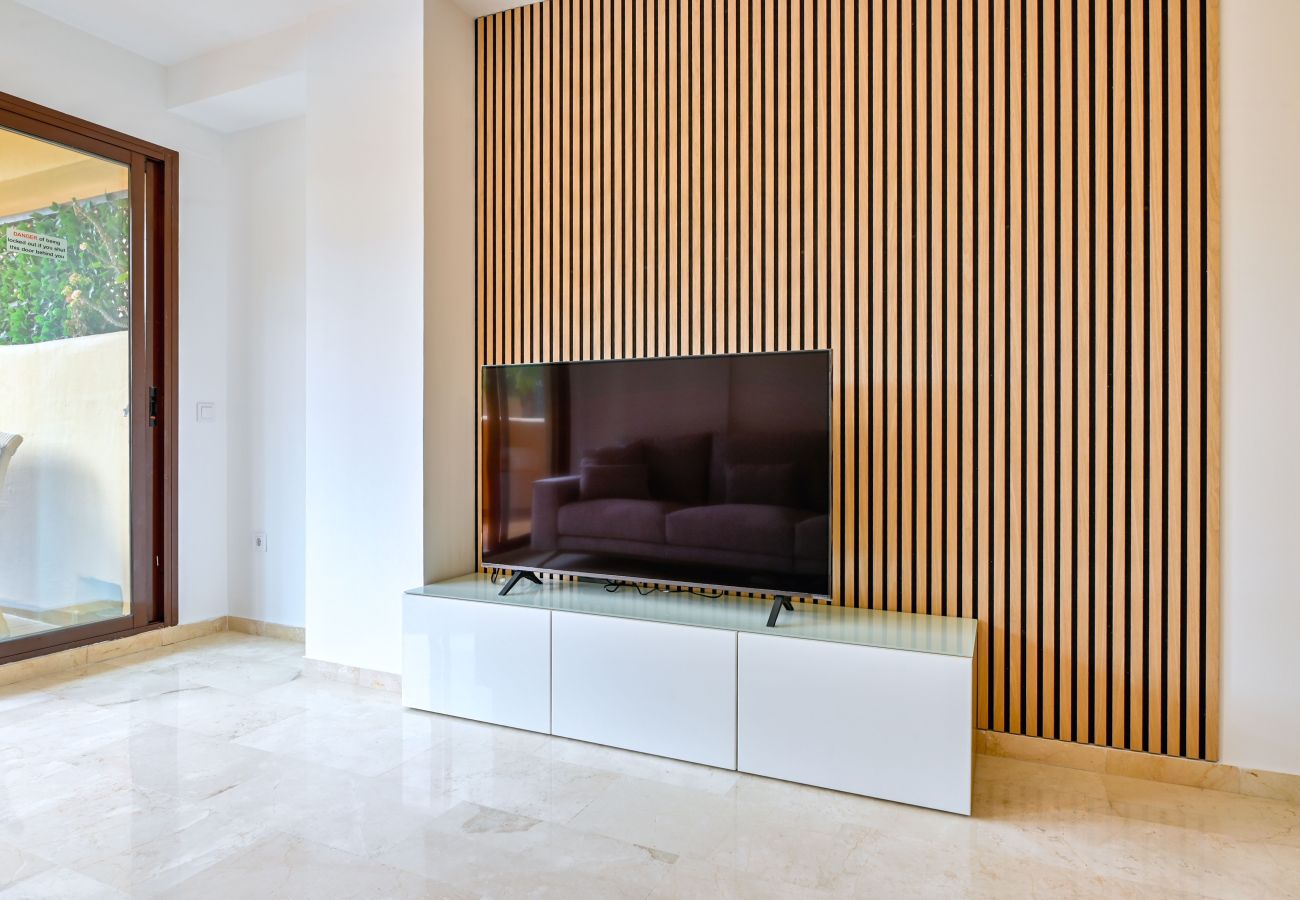 Apartamento en Estepona - Amplio apartamento de 3 dormitorios junto a la playa – Costalita, Estepona