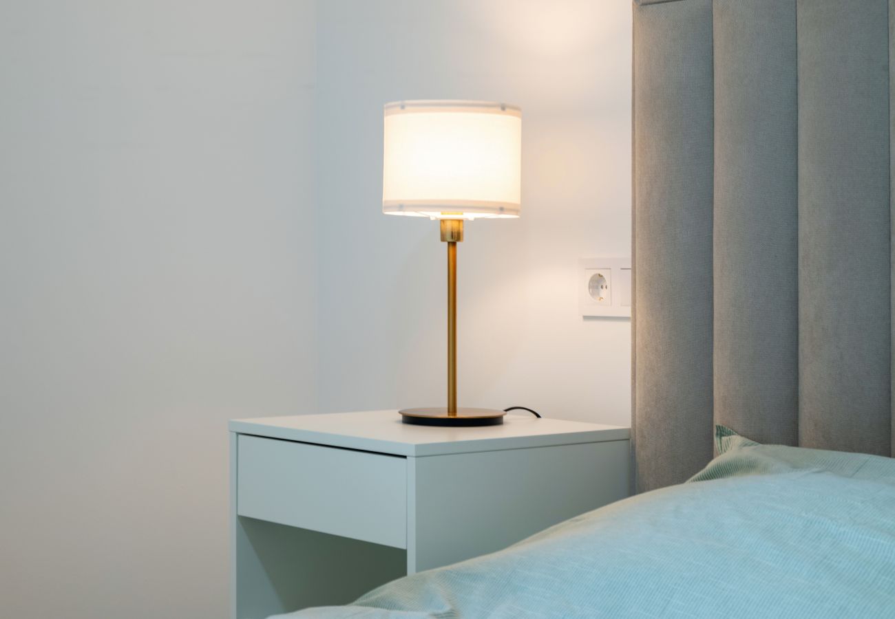 Apartamento en Estepona - Amplio apartamento de 3 dormitorios junto a la playa – Costalita, Estepona