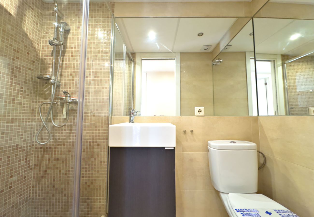 Apartment in Marbella - Cozy holiday apt Marbella center.