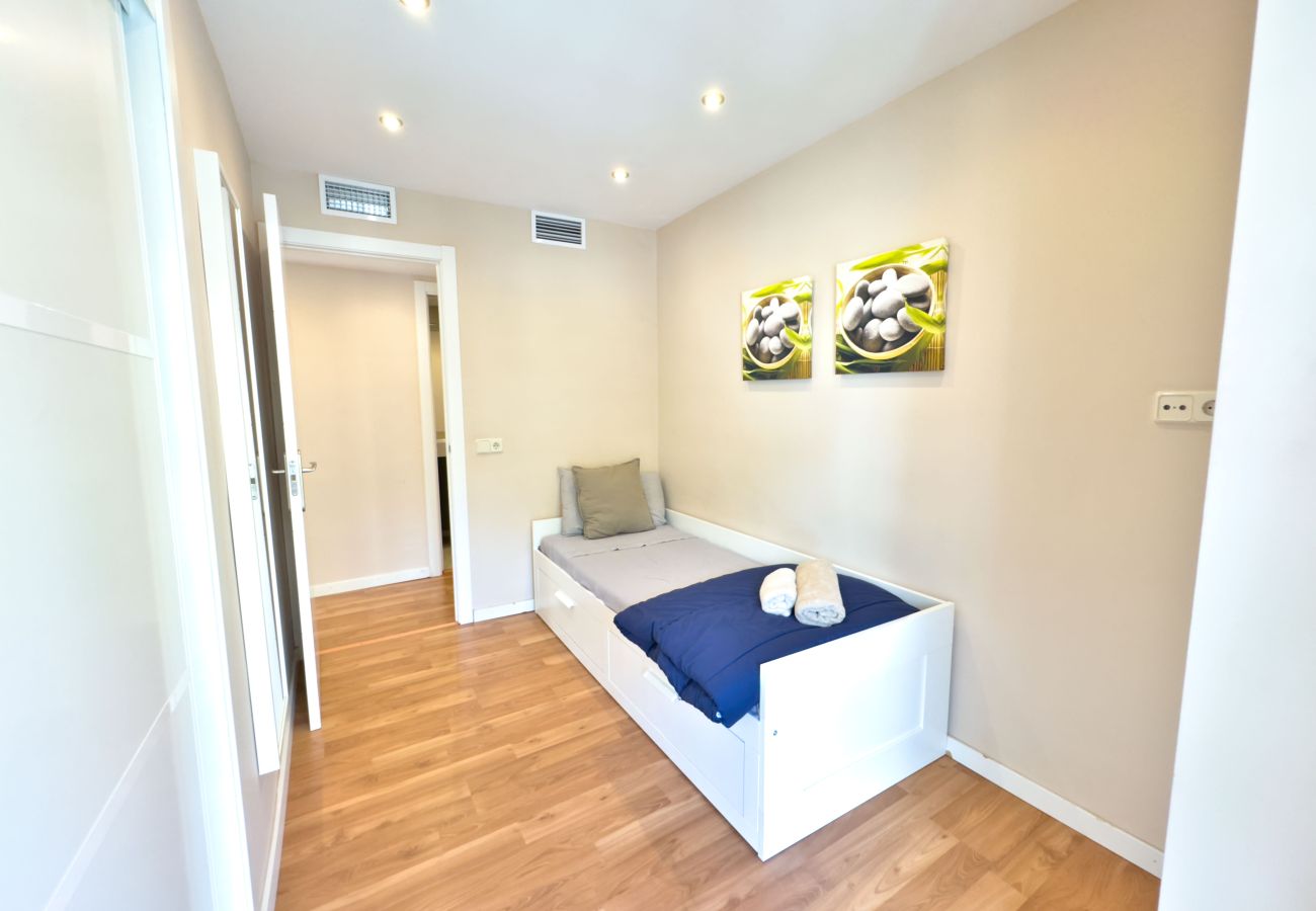 Apartment in Marbella - Cozy holiday apt Marbella center.