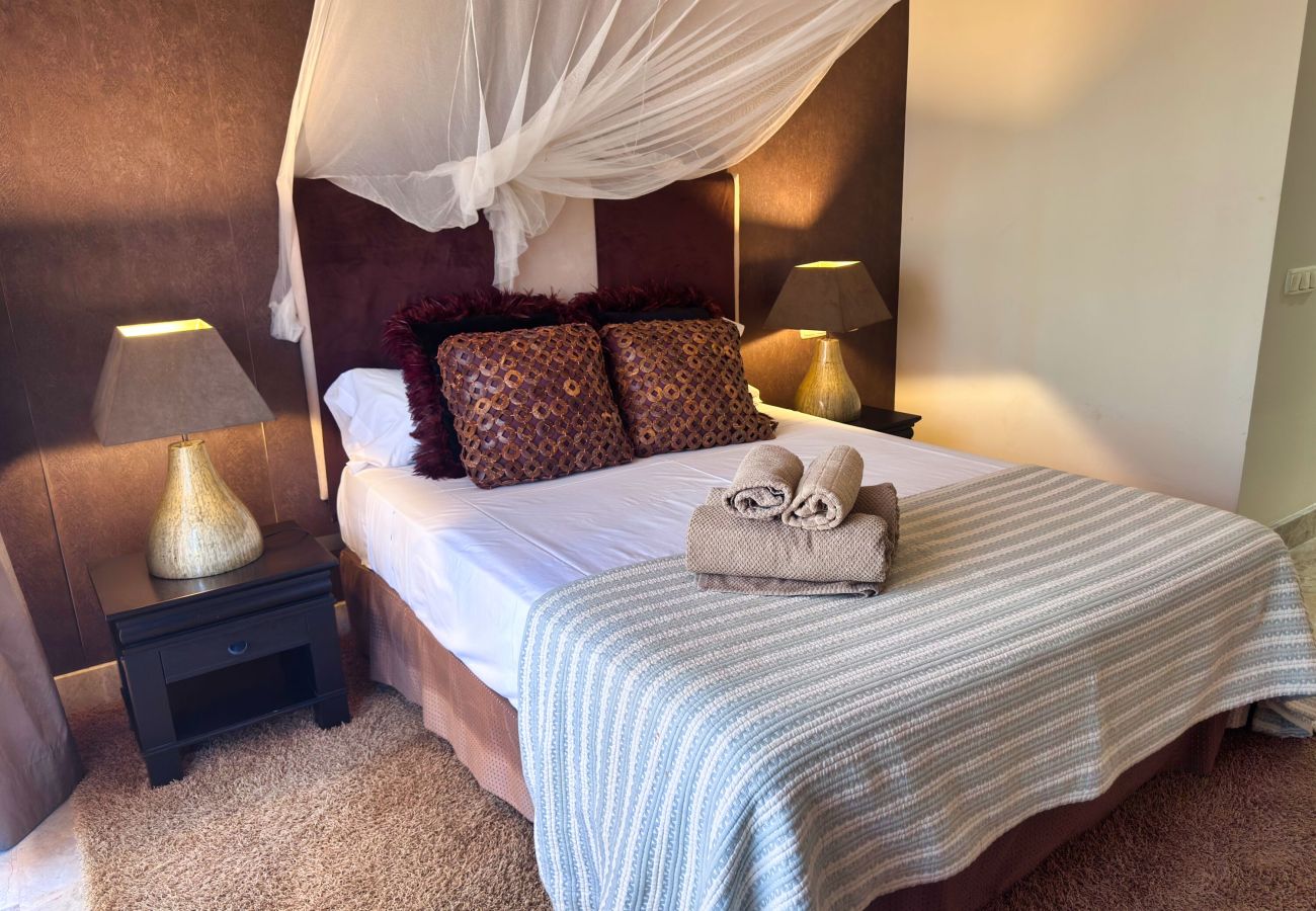 Apartment in Marbella - Elegant Family Apartment in Aloha Golf Marbella