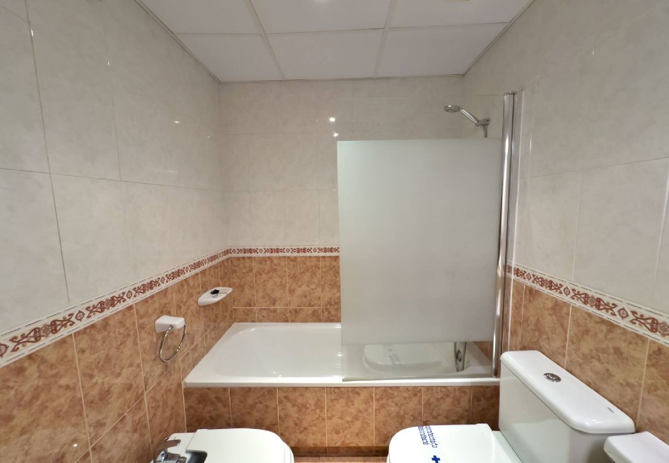 Apartment in Marbella - Lor 52A. Spacious Apartment Close to the Beach.