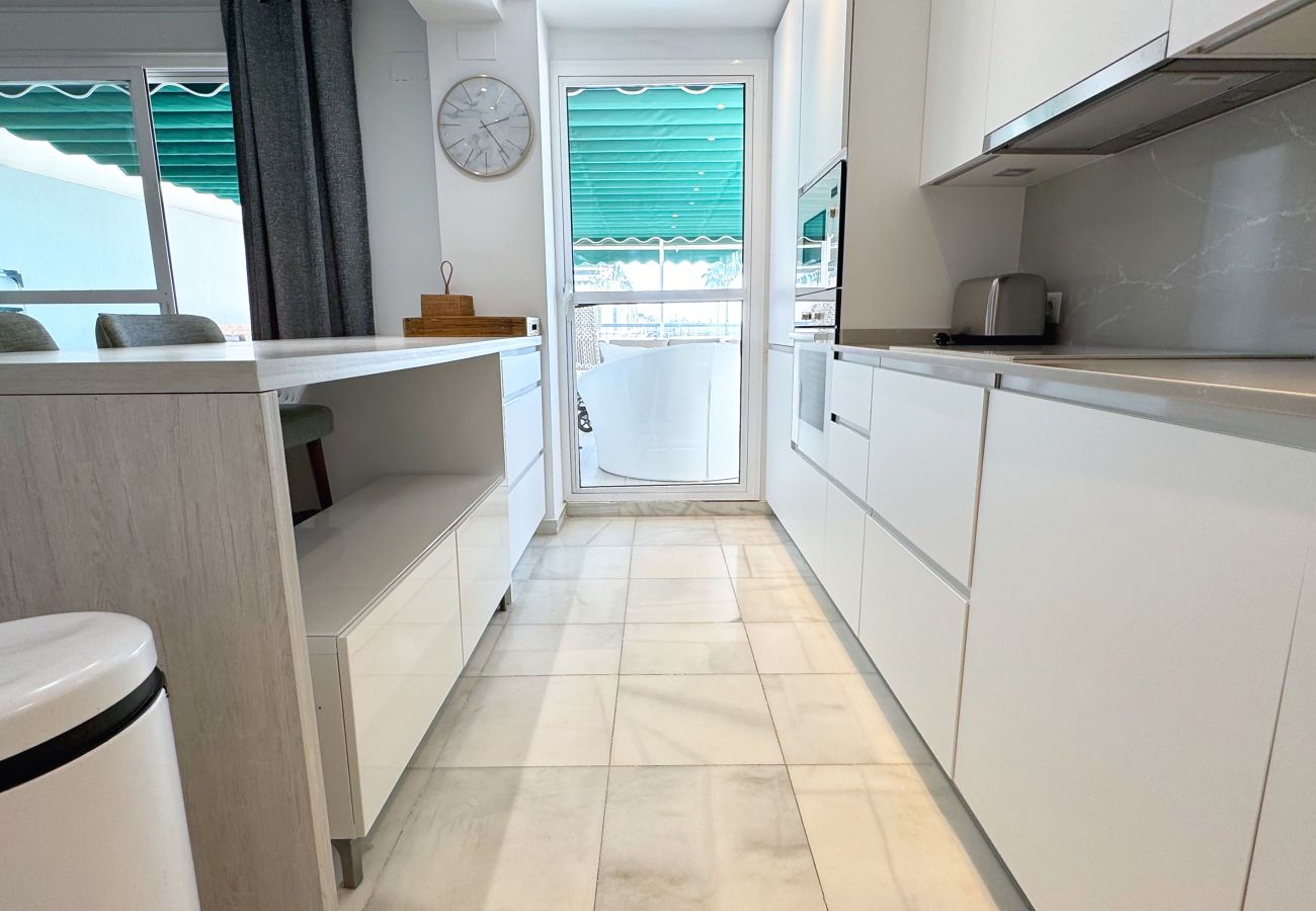 Apartment in Marbella - Lor 31C.Modern South Facing Apartment in Locrimar. 