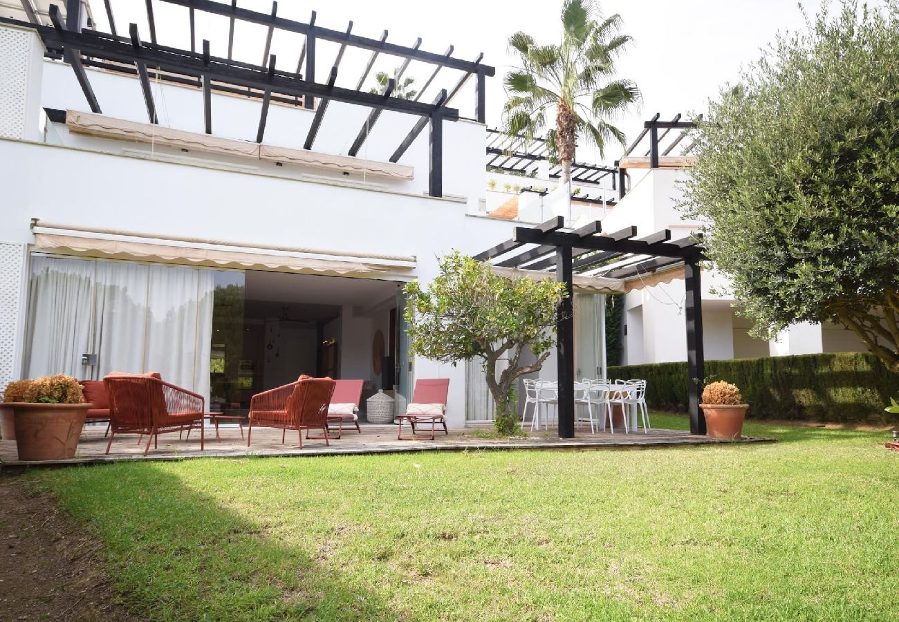 Terraced House in Marbella - SC12.Exclusive luxury townhouse in Terrazas de Santa Clara Golf.
