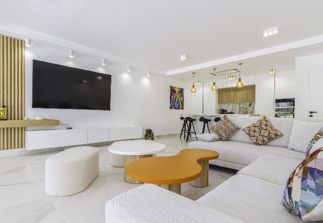 Terraced House in Marbella - SC8. Exclusive Luxury Townhouse for Holiday Rentals.