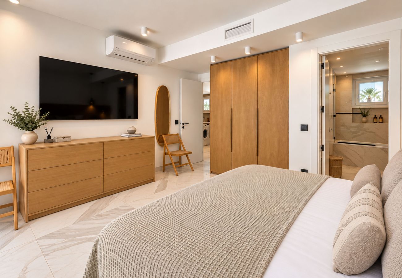Terraced House in Marbella - Luxury Townhouse Santa Clara Golf