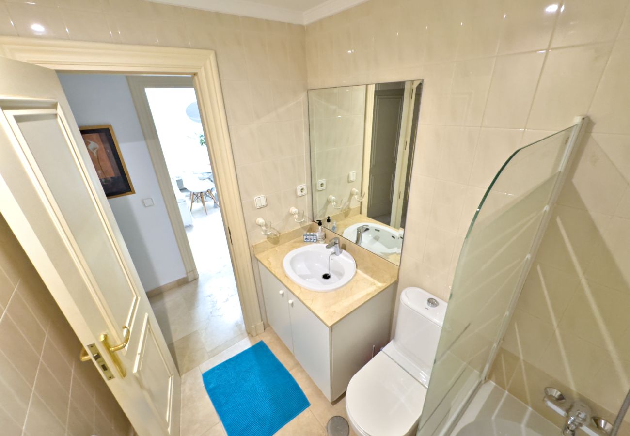 Apartment in Marbella - Dream Getaway in Aloha Garden, Marbella