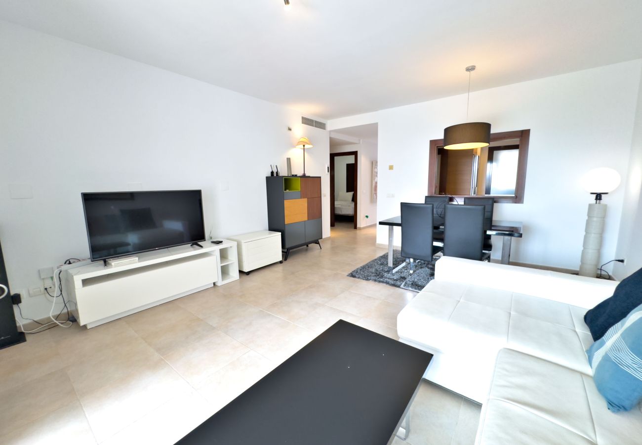 Apartment in Marbella - 🏡 Spectacular Holiday Apartment in Pueblo de Los Monteros, Marbella 🌅⛰️