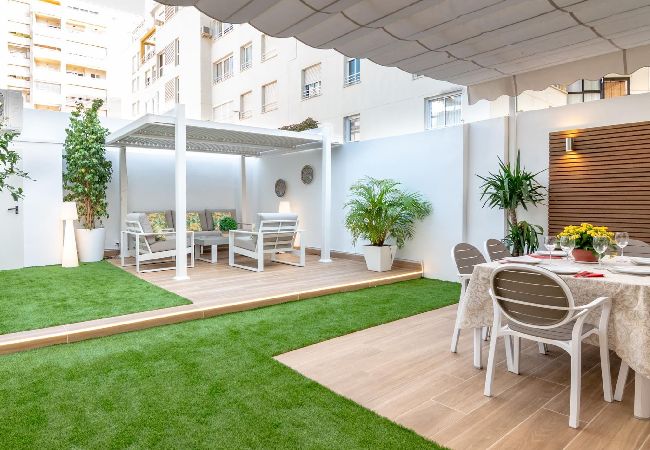 Apartment in Marbella - Elegant flat in the heart of the city centre with large terraces.