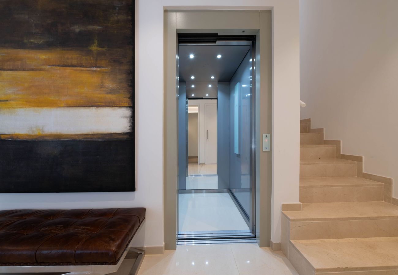 Villa in Benahavís - Villa Eagle: An Exclusive Luxury Vacation 