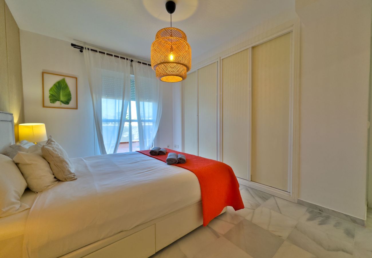 Apartment in Marbella - Lor 82F. Modern Holiday Apartment in Banus.