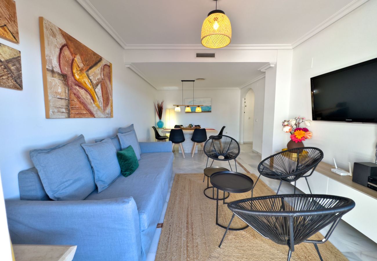 Apartment in Marbella - Lor 82F. Modern Holiday Apartment in Banus.