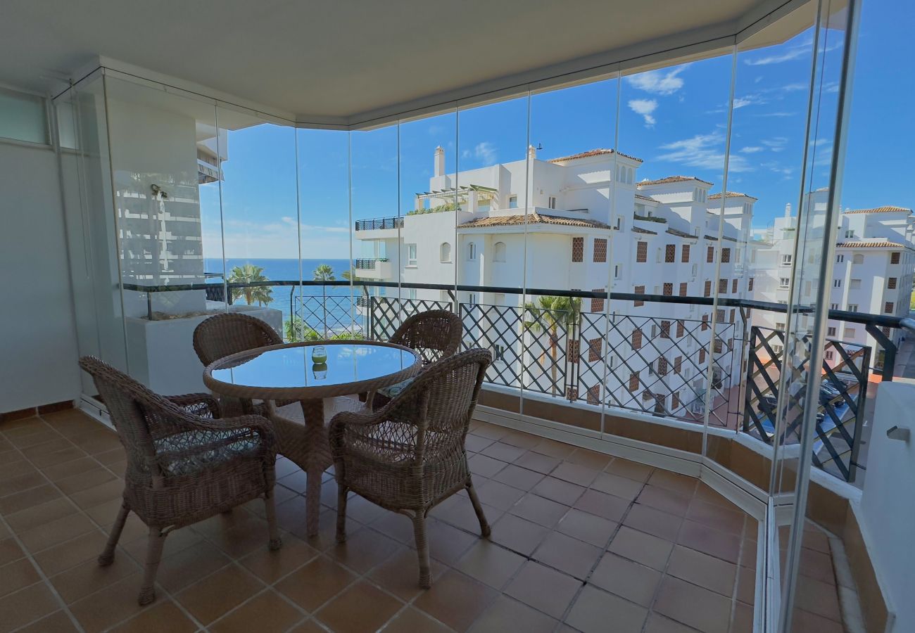 Apartment in Mijas Costa - Beachfront Apartment with Swimming Pools