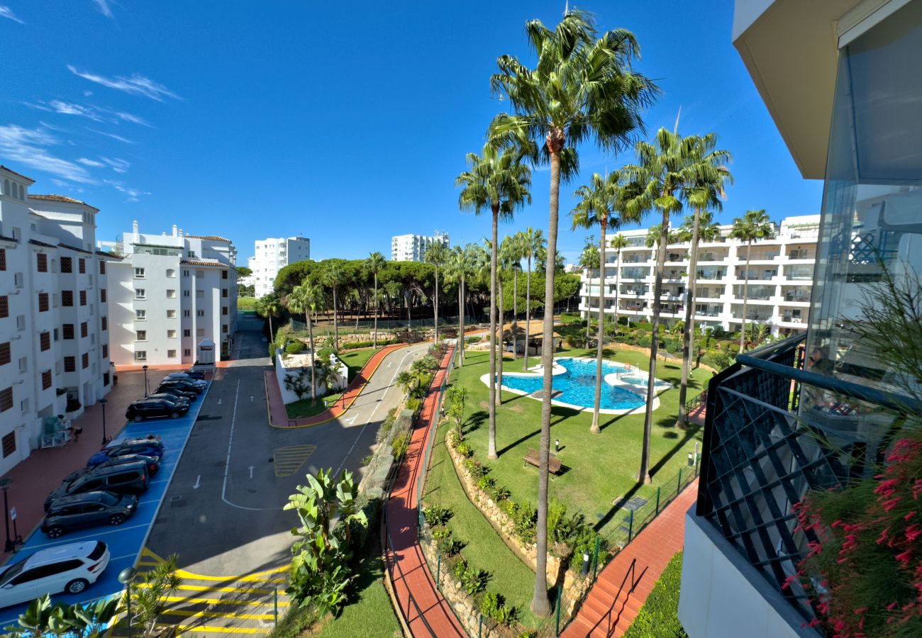 Apartment in Mijas Costa - Beachfront Apartment with Swimming Pools