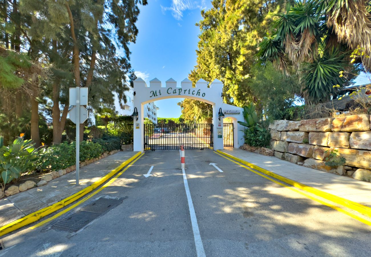 Apartment in Mijas Costa - Beachfront Apartment with Swimming Pools