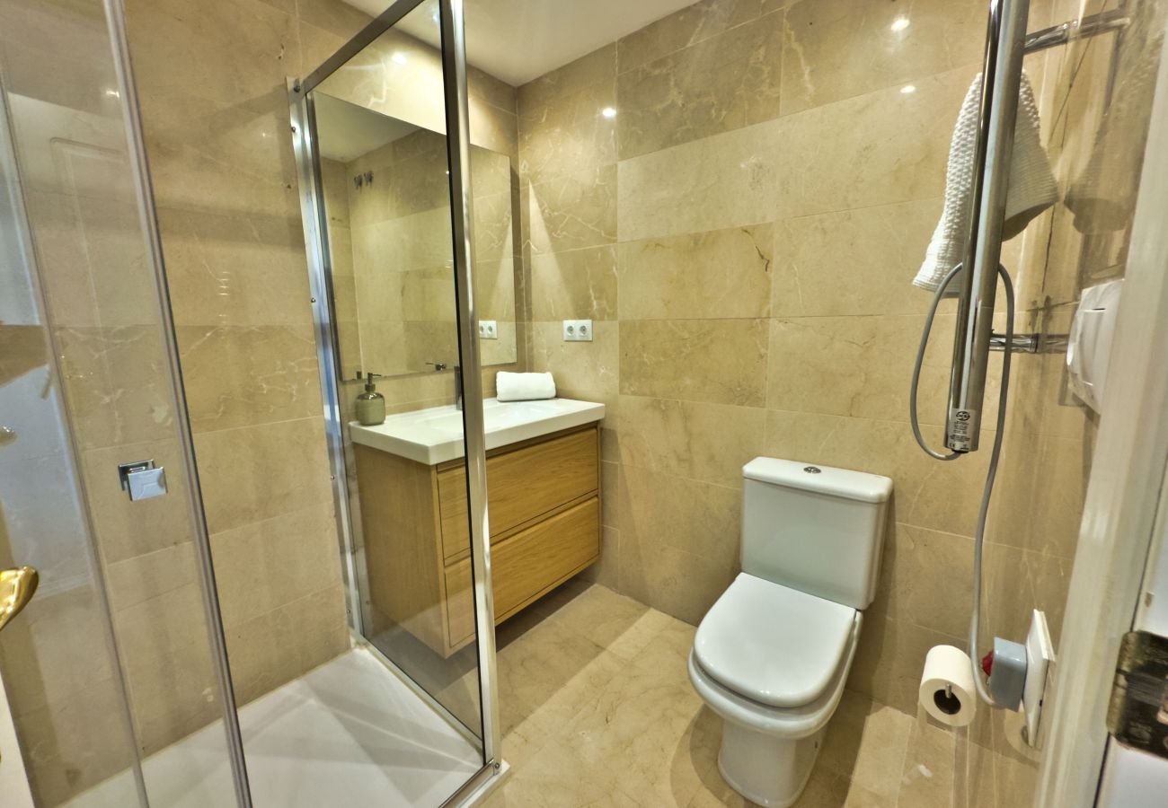 Apartment in Benahavís - Sea View Golf Retreat. Los Arqueros Benahavís