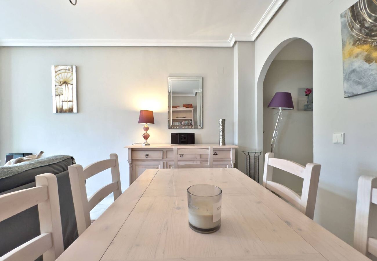 Appartement à Marbella - Lor 52A. Appartement spacieux à proximité de la plage.