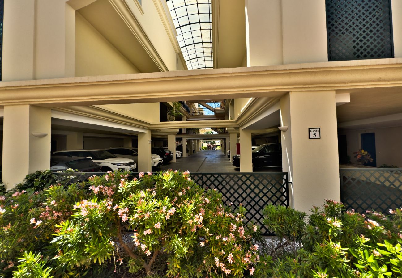 Appartement à Marbella - Grand Appartement Terrasse près Plage Puerto Banús
