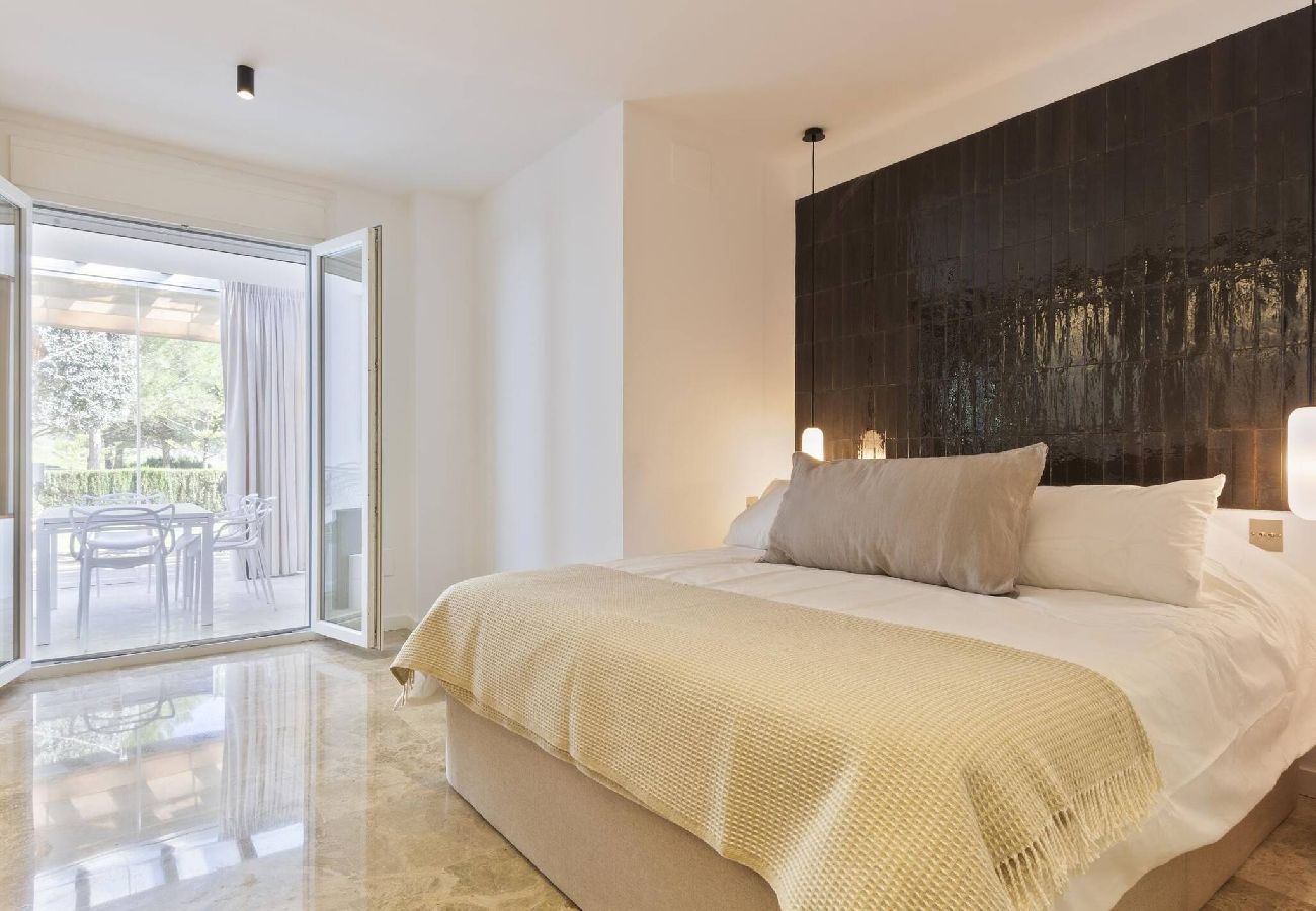 Maison mitoyenne à Marbella - SC12.Maison de ville de luxe exclusive à Terrazas de Santa Clara Golf.