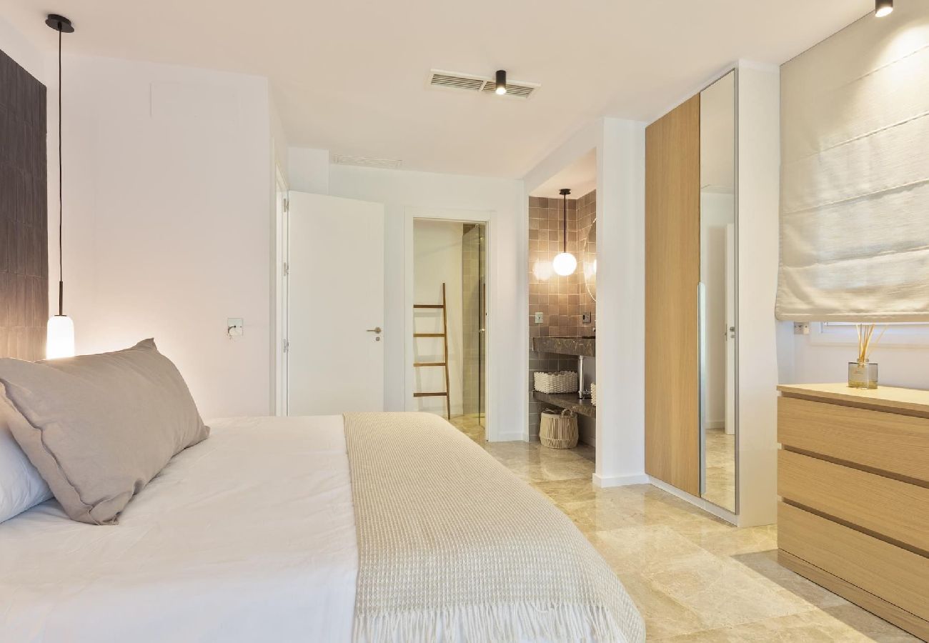 Maison mitoyenne à Marbella - SC12.Maison de ville de luxe exclusive à Terrazas de Santa Clara Golf.