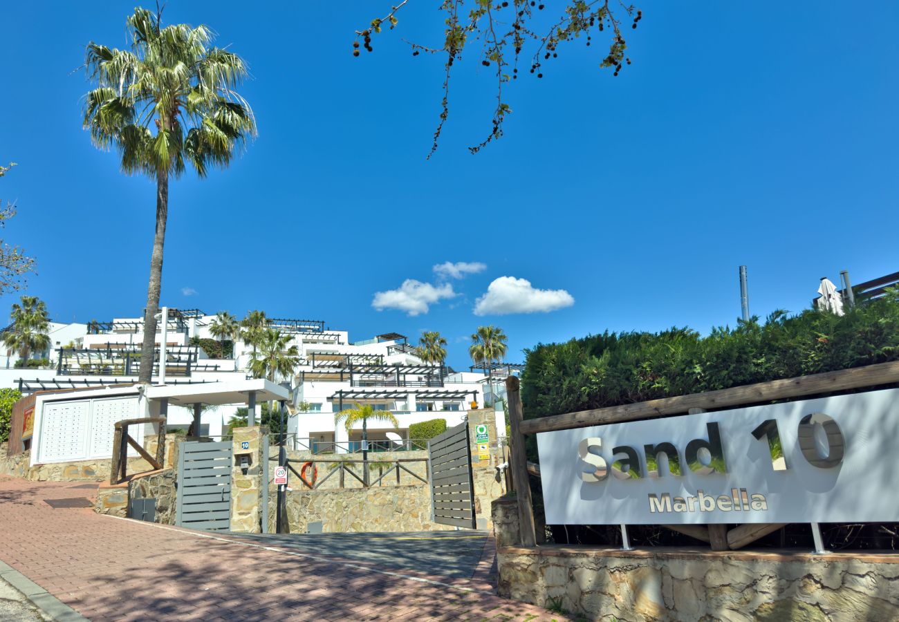 Maison mitoyenne à Marbella - SC12.Maison de ville de luxe exclusive à Terrazas de Santa Clara Golf.