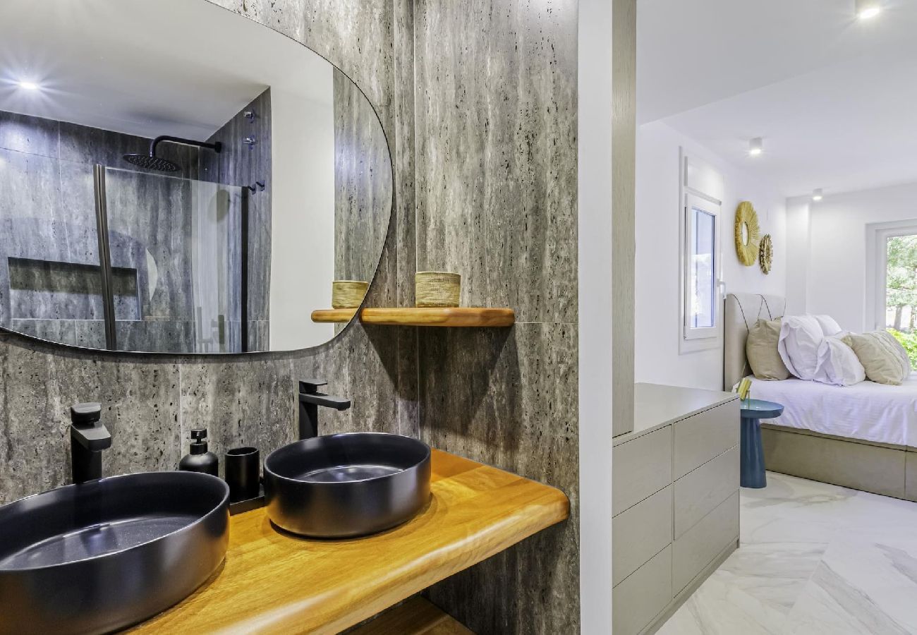 Maison mitoyenne à Marbella - SC8. Exquise Maison Mitoyenne de Luxe en Location de Vacances