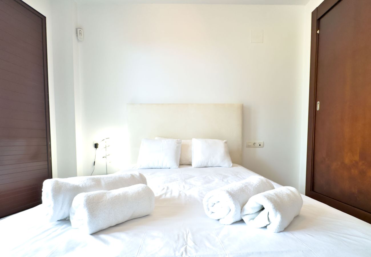 Appartement à Marbella - 🏡 Superbe Appartement de Vacances à Pueblo de Los Monteros, Marbella 🌅⛰️