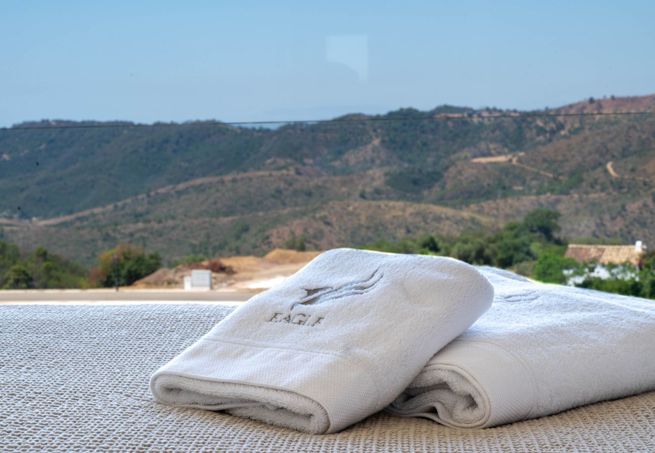 Villa à Benahavís - Villa Eagle:Exclusivité, Modernité et Luxe à Louer 