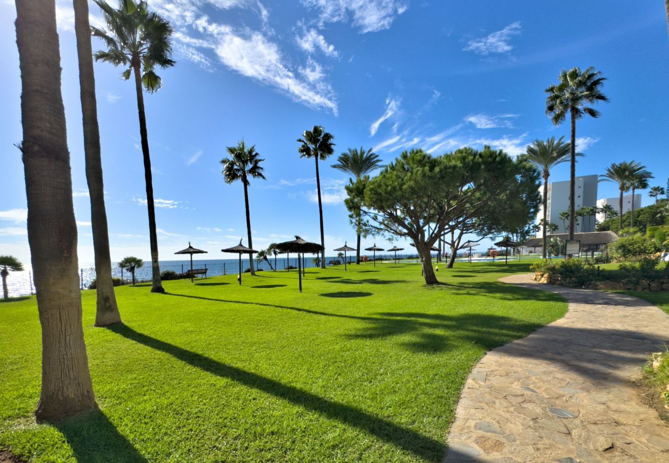 Appartement à Mijas Costa - Appartement en Première Ligne de Plage avec Piscines