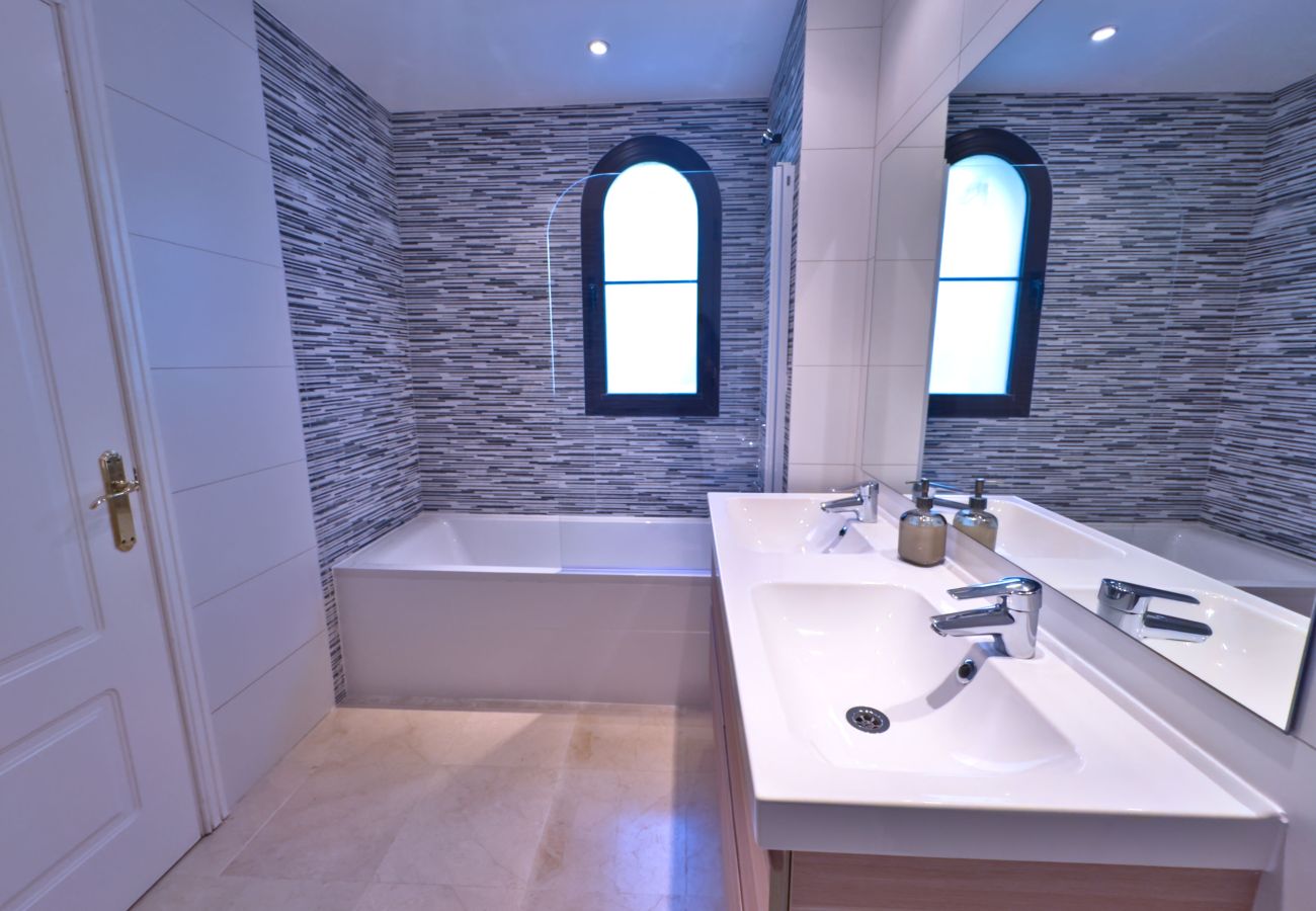 Appartement à Benahavís - Los Arqueros Mer & Golf