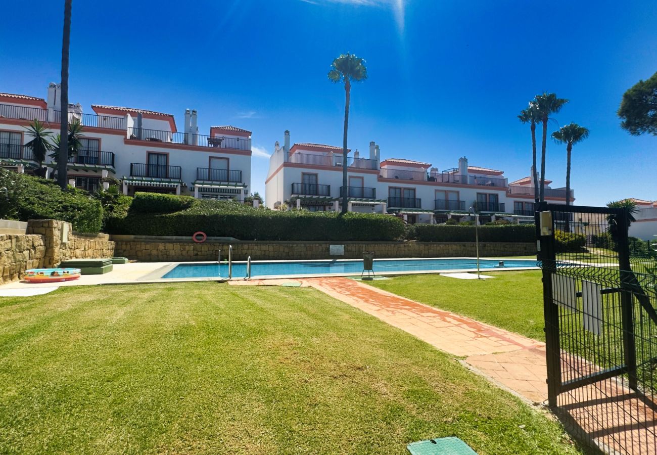 Maison mitoyenne à Marbella - Maison avec Solarium près du Golf de Cabopino