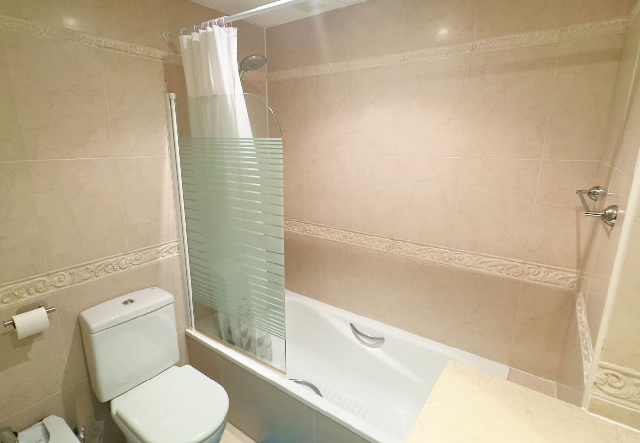 Maison mitoyenne à Marbella - Maison avec Solarium près du Golf de Cabopino